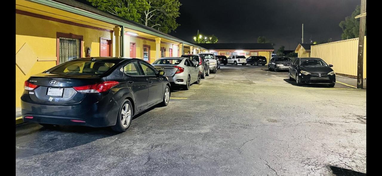 Royal Palms Motel & Rv Park 뉴올리언스 외부 사진